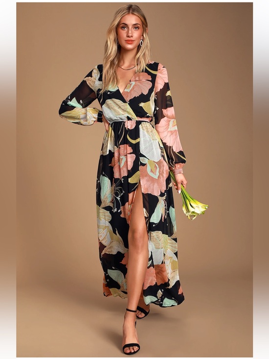Lulus Dresses & Skirts - Lulus Wondrous Water Lilies Black Floral Print Maxi Dress (M)